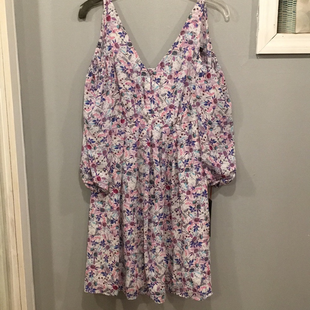 Floral Off-the-Shoulder Tunic Dress